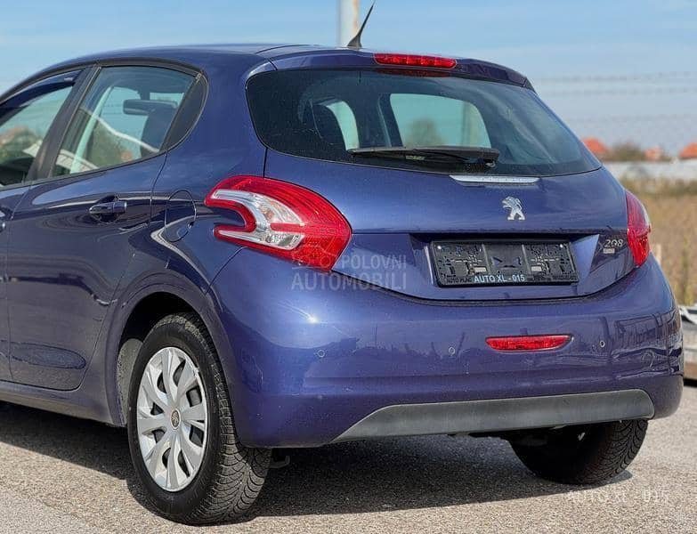 Peugeot 208 1.6 E-HDI // N.O.V