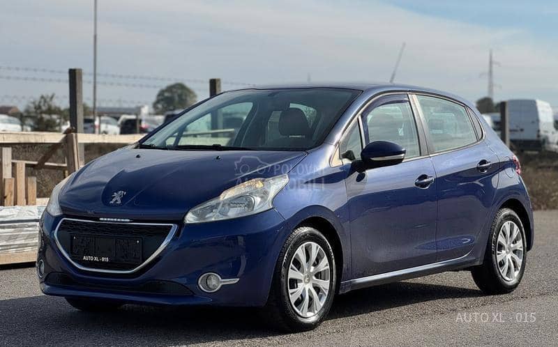 Peugeot 208 1.6 E-HDI // N.O.V