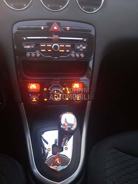 Peugeot 308 1.6eHdi