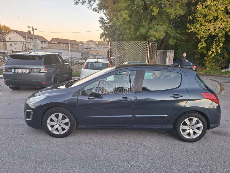 Peugeot 308 1.6eHdi