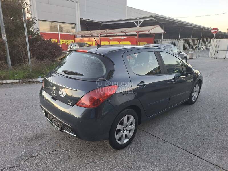 Peugeot 308 1.6eHdi