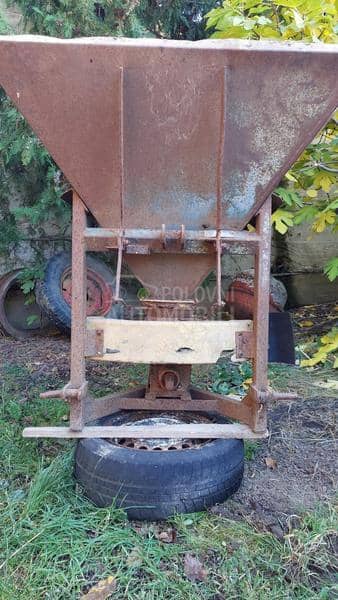 Rasturivač za Đubre