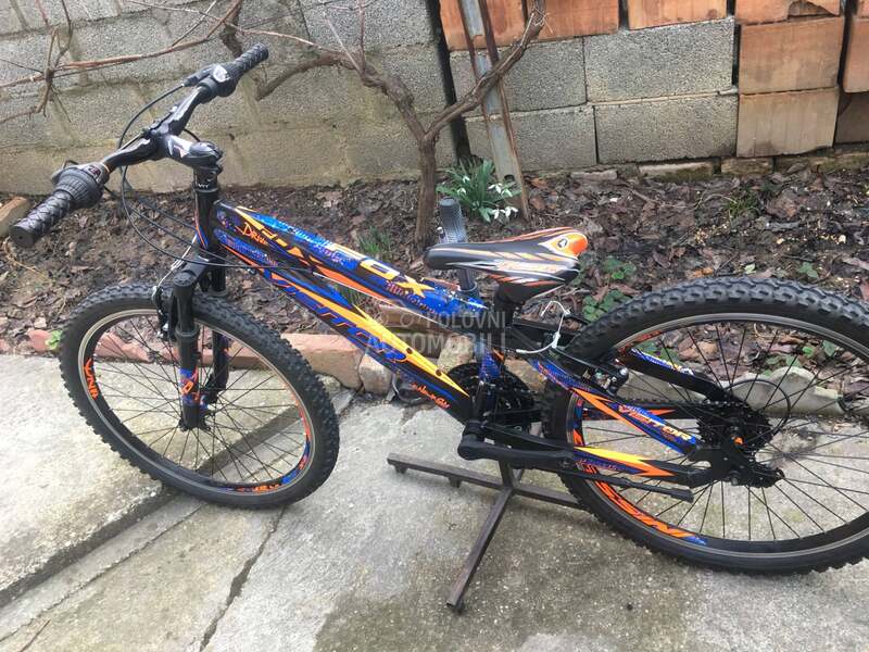 Visitor Fox 240 Crno Plavo Oranz