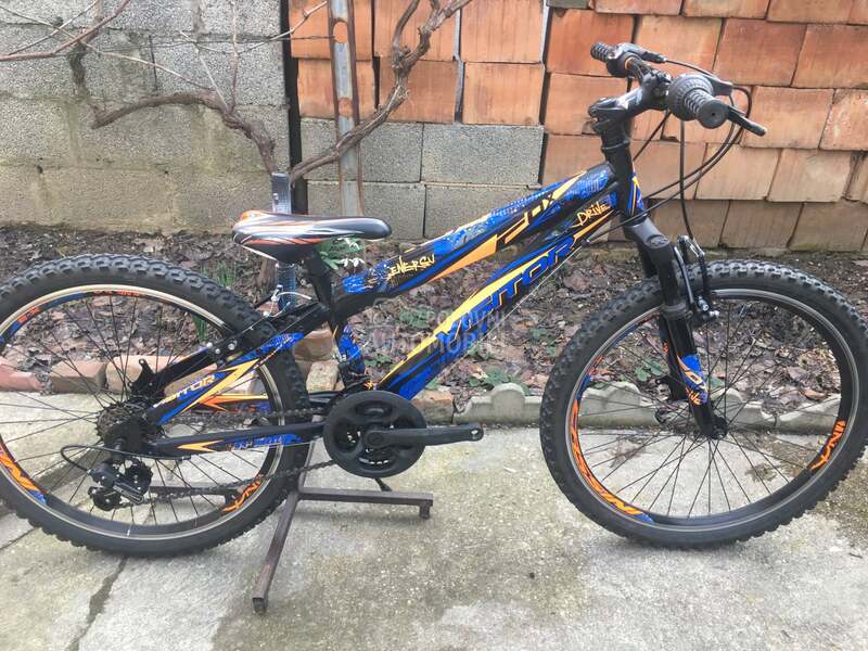 Visitor Fox 240 Crno Plavo Oranz