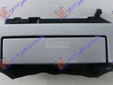 KVAKA PREDNJIH VRATA SPOLJASNJ za Audi A4 od 1994. do 2000. god.