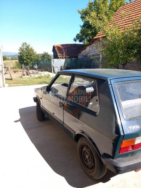 Zastava Yugo Tempo 1.1