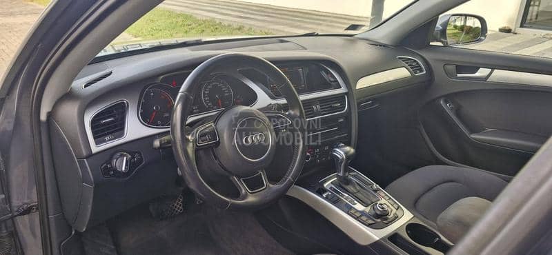 Audi A4 2,0 TDI S Line nov