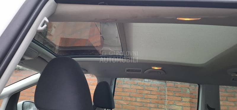 Volkswagen Sharan 1.4 b