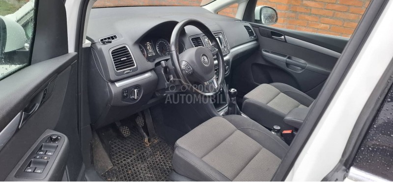 Volkswagen Sharan 1.4 b