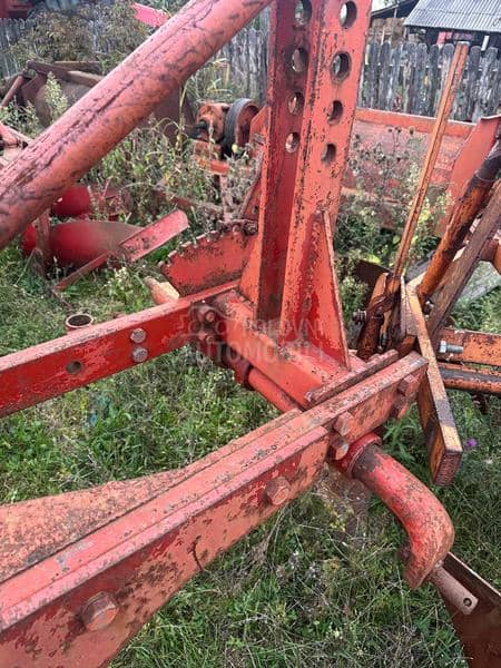 IMT 757 visoki vise plugova