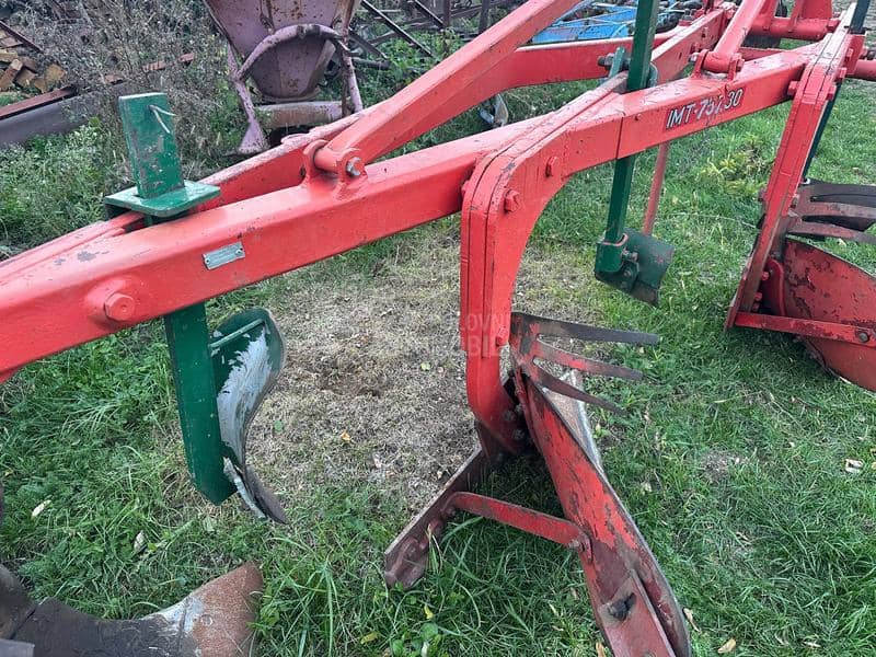 IMT 757 visoki vise plugova