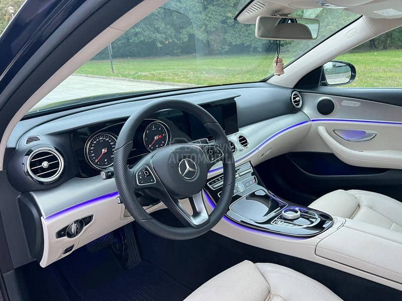 Mercedes Benz E 220 CDI Avantgarde