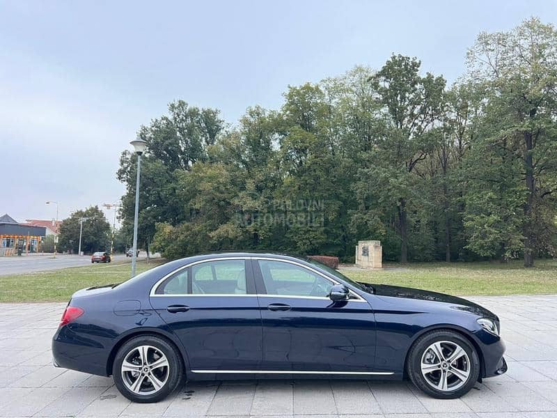 Mercedes Benz E 220 CDI Avantgarde