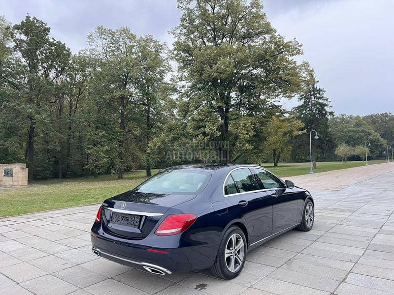 Mercedes Benz E 220 CDI Avantgarde