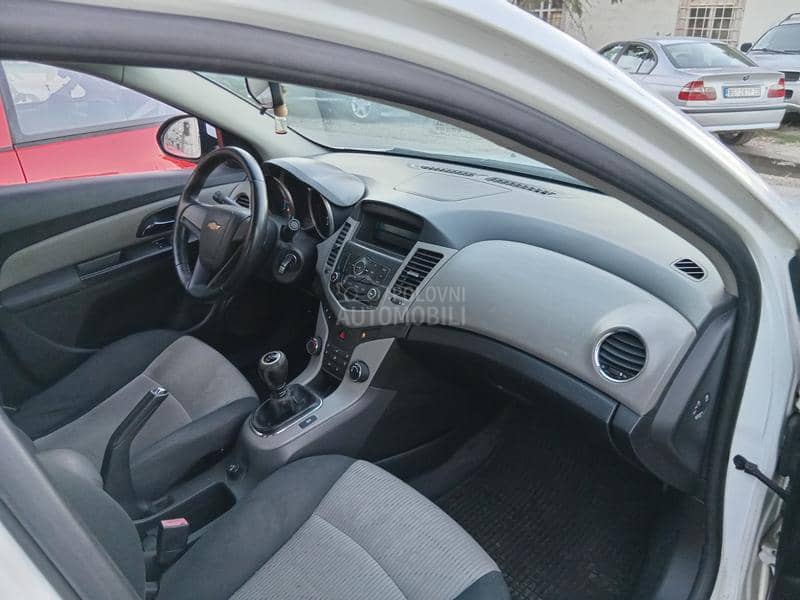 Chevrolet Cruze 