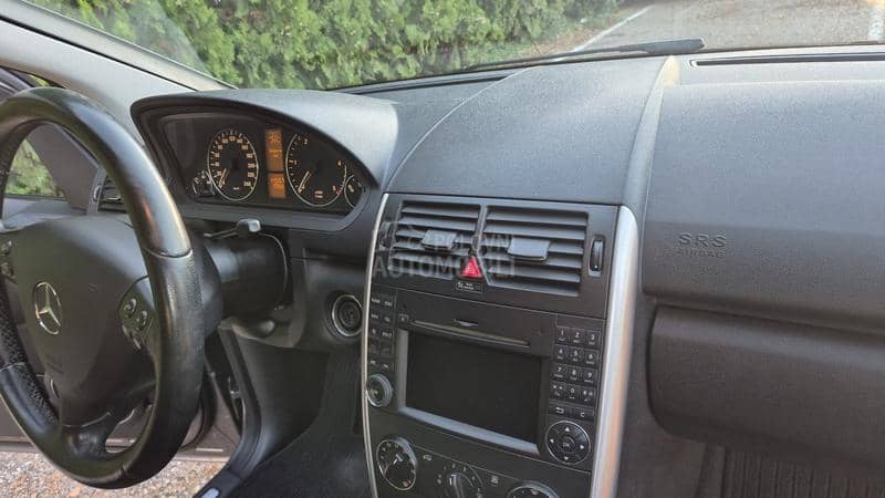 Mercedes Benz A 180 180CDI N A V I Mercedes Benz A 180 180CDI N A V I
