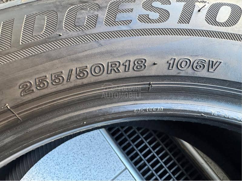 Bridgestone 255/50 R18 Zimska