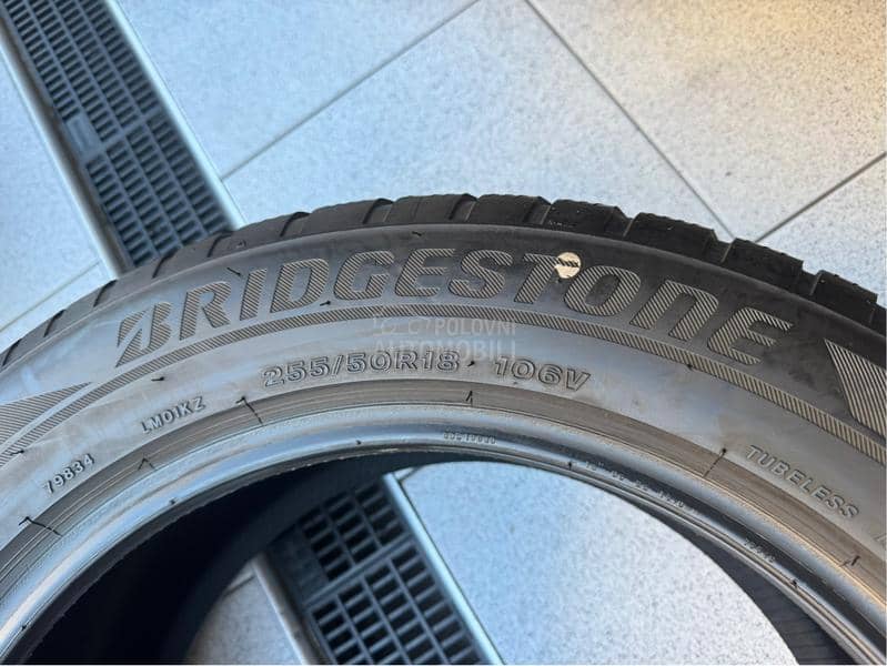 Bridgestone 255/50 R18 Zimska