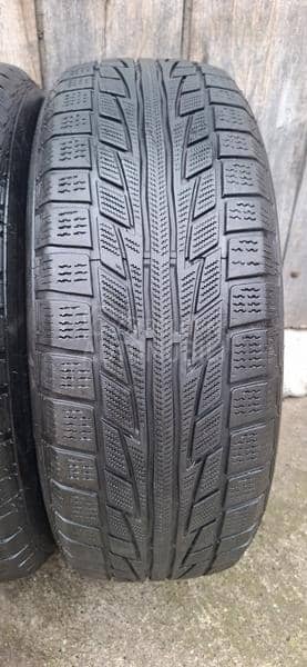 Nankang 235/65 R17 Zimska
