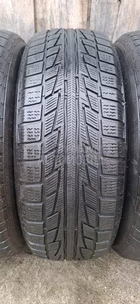 Nankang 235/65 R17 Zimska