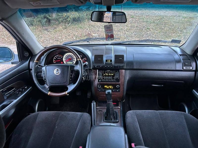 SsangYong Rexton 2.7