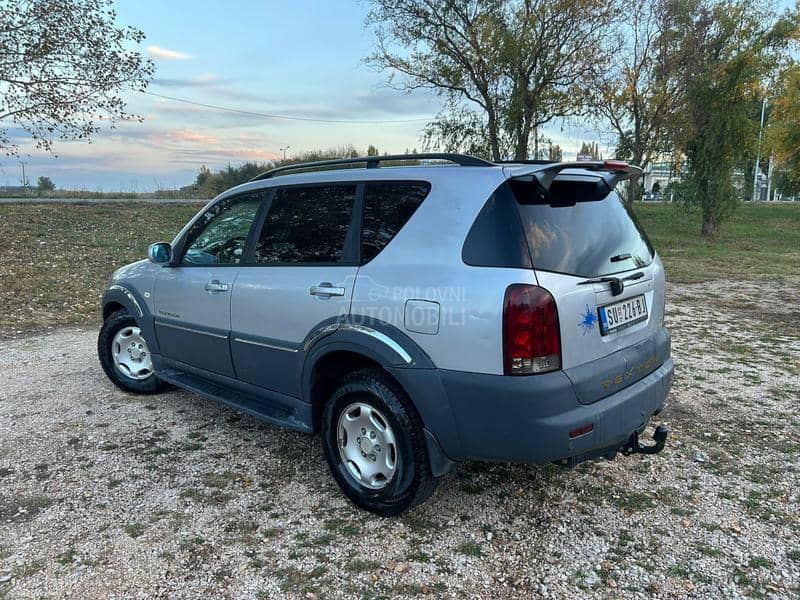 SsangYong Rexton 2.7