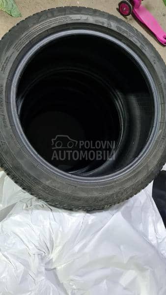 Falken 245/45 R17 Zimska