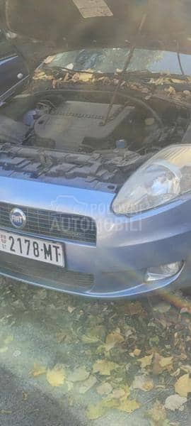 Fiat Grande Punto 2006. god. -  kompletan auto u delovima