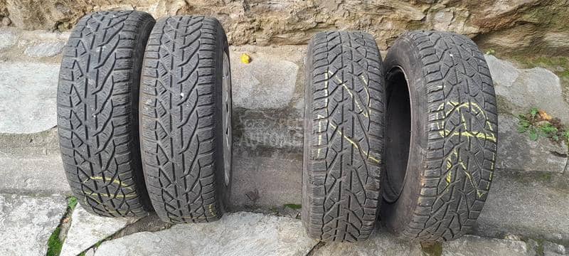 Tigar 195/65 R15 Zimska