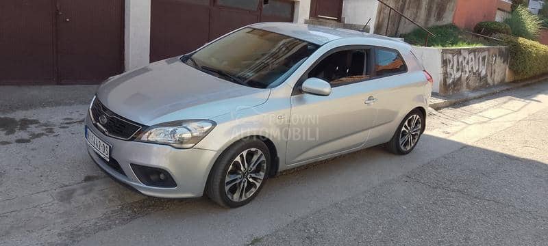 Kia cee`d 