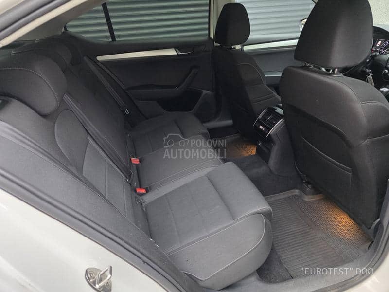 Škoda Superb 2.0TDI/DSG