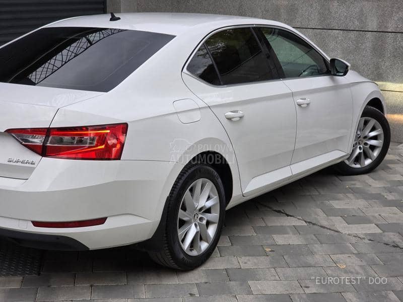 Škoda Superb 2.0TDI/DSG