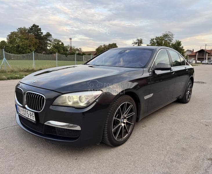 BMW 750 3.0 XD M Paket