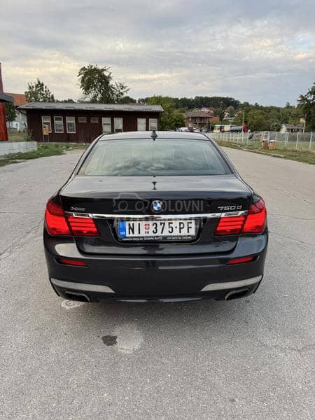 BMW 750 3.0 XD M Paket