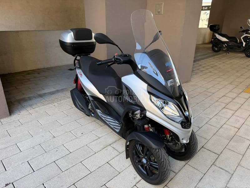 Piaggio MP3