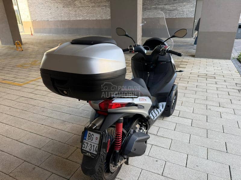 Piaggio MP3