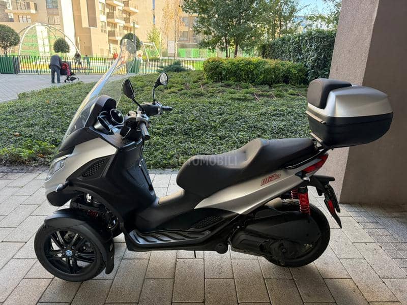 Piaggio MP3