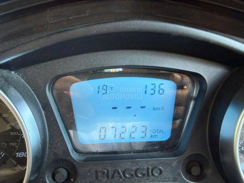 Piaggio MP3