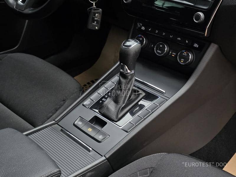 Škoda Superb 2.0TDI/DSG