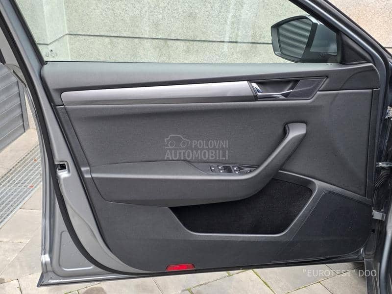 Škoda Superb 2.0TDI/DSG