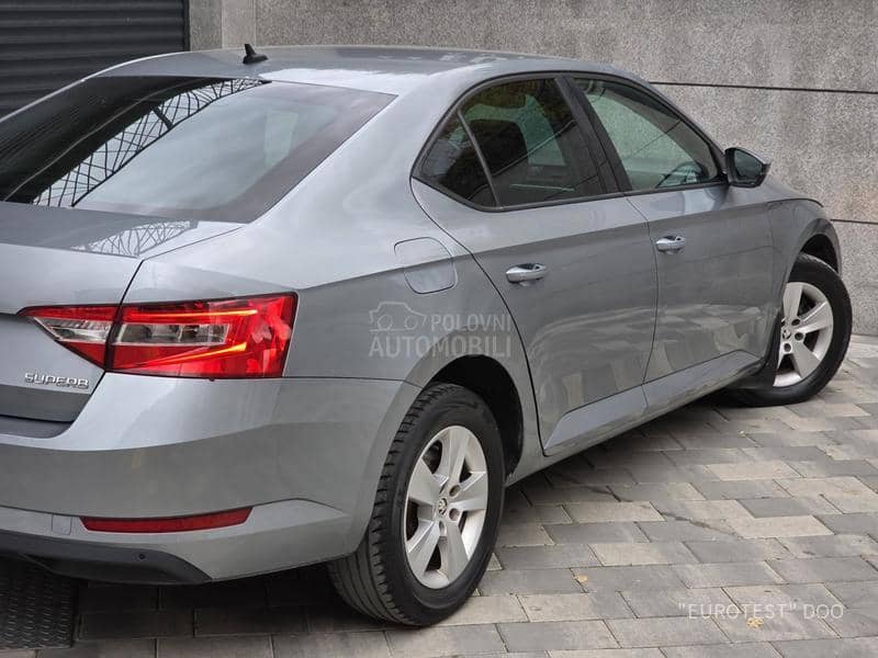 Škoda Superb 2.0TDI/DSG
