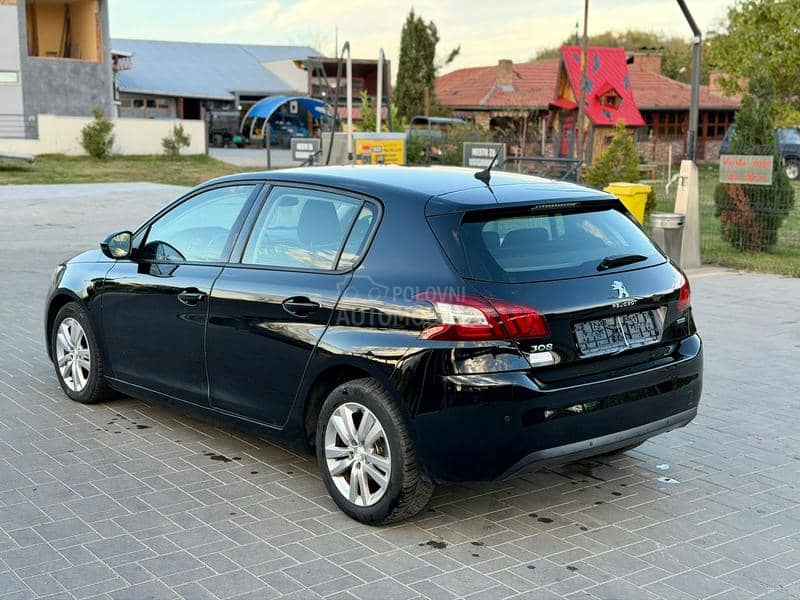 Peugeot 308  Peugeot 308