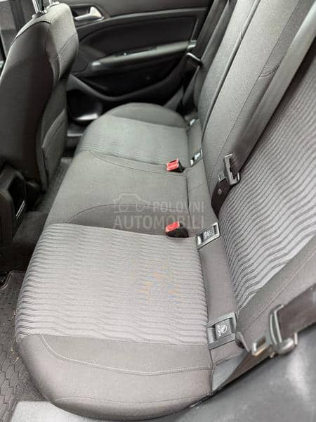 Peugeot 308  Peugeot 308