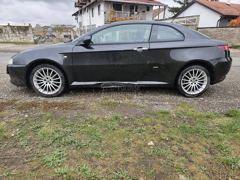 Alfa Romeo GT 
