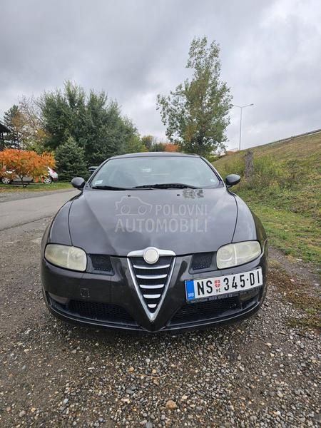 Alfa Romeo GT 