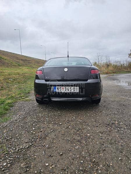 Alfa Romeo GT 