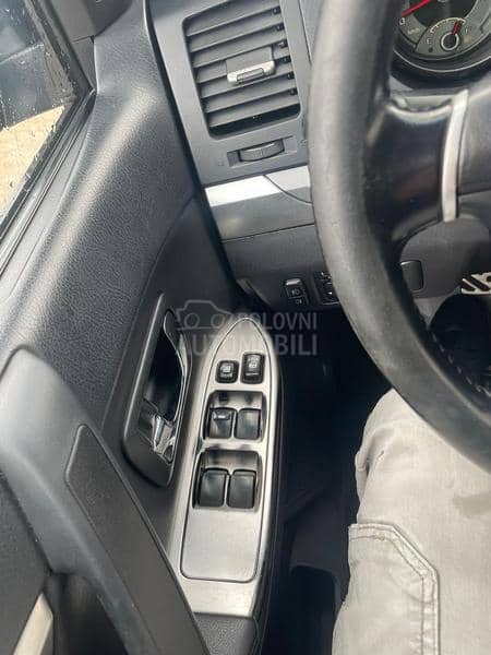 Mitsubishi Pajero DI-D N1