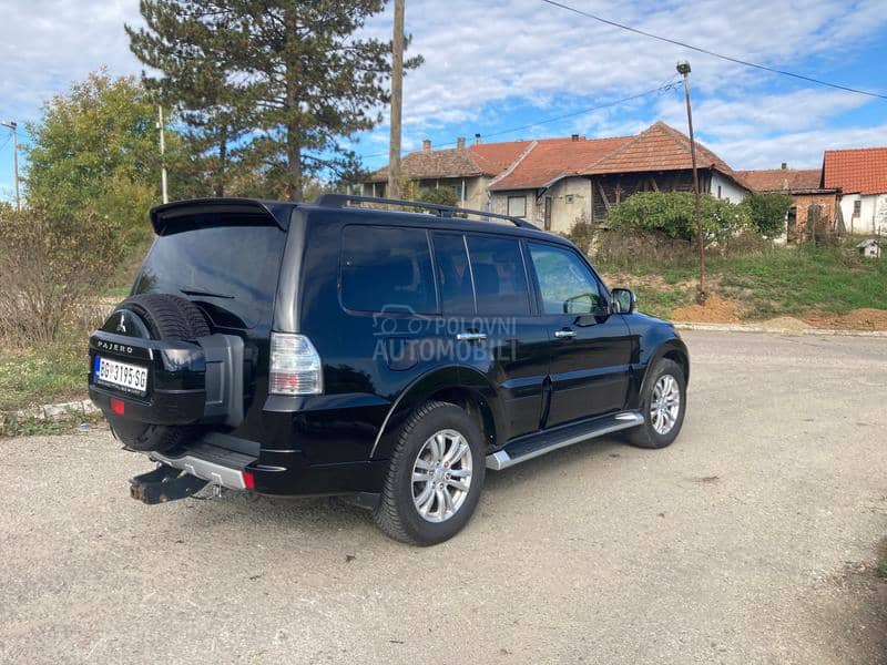 Mitsubishi Pajero DI-D N1