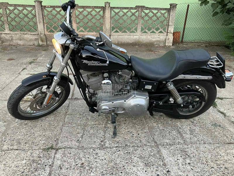 Harley Davidson dyna super glide A2
