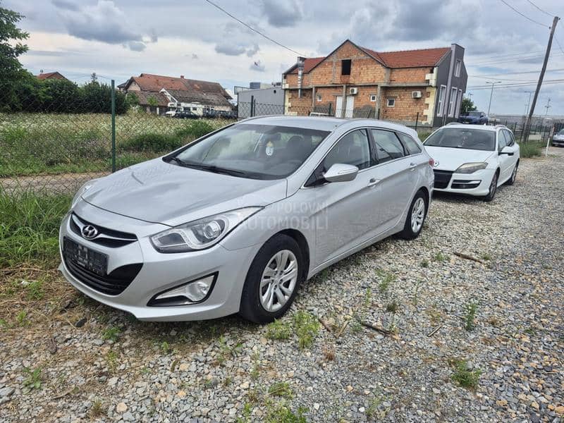 Hyundai i40  Hyundai i40